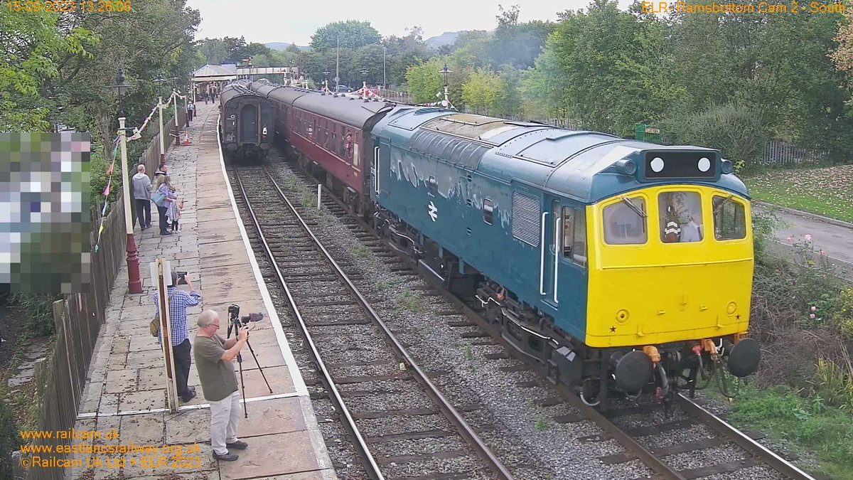 railcamlive's tweet photo. Time for an early evening check in at the @eastlancsrly Autumn Diesel Gala, with guest and home fleet putting on a cracking show. #Class25 , #Class35, #Class37, #Class40, #Class42 &amp; #Class56 all staring today.

ℹ️https://t.co/PenzS0gpy2

@elrdiesel #ELRDieselGala https://t.co/ihtJ2bQbPK