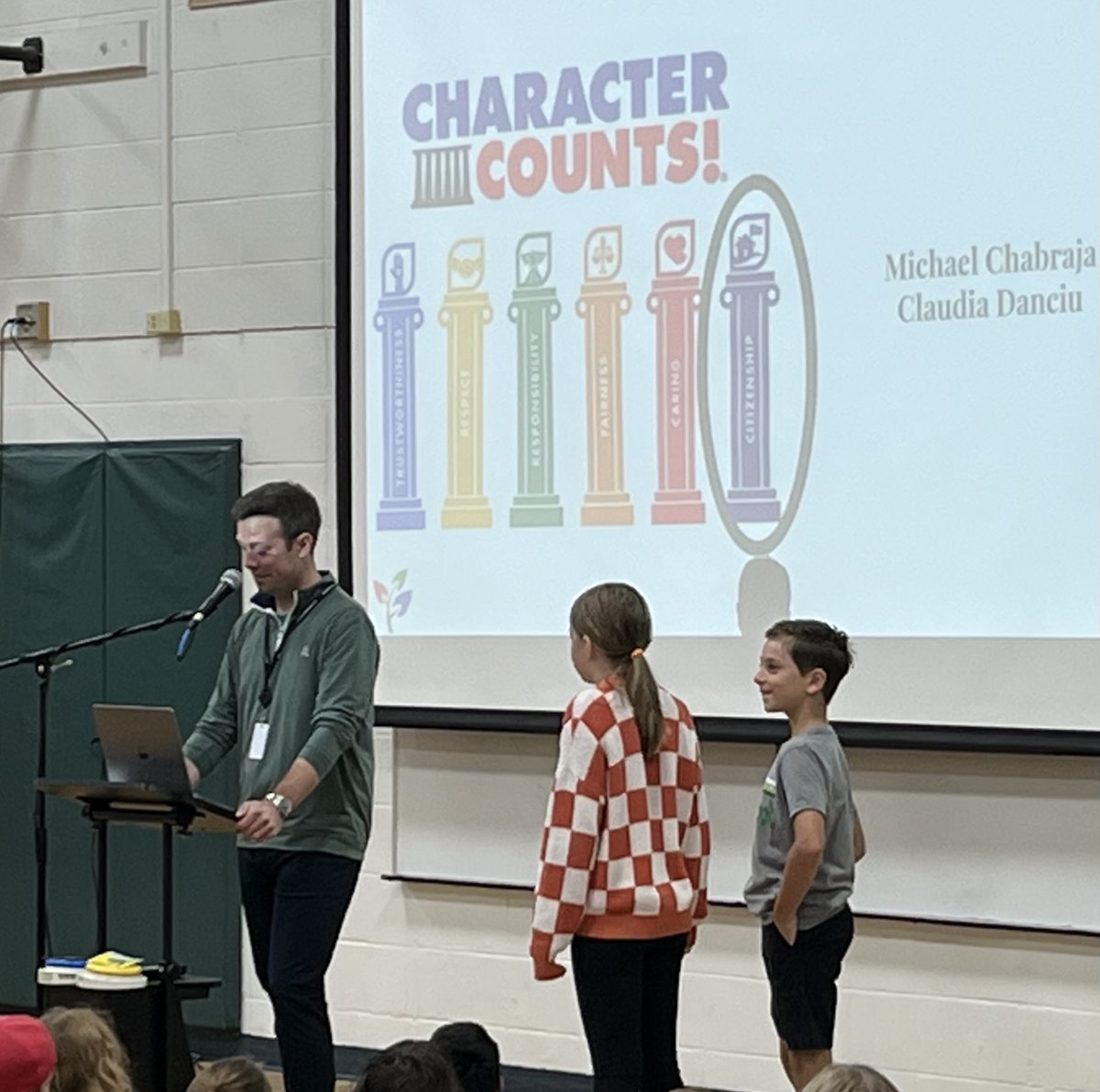 😀So proud of these two #funtastic5O classmates! They demonstrate citizenship everyday! <a href="/CHARACTERCOUNTS/">CHARACTER COUNTS</a> #d30learns