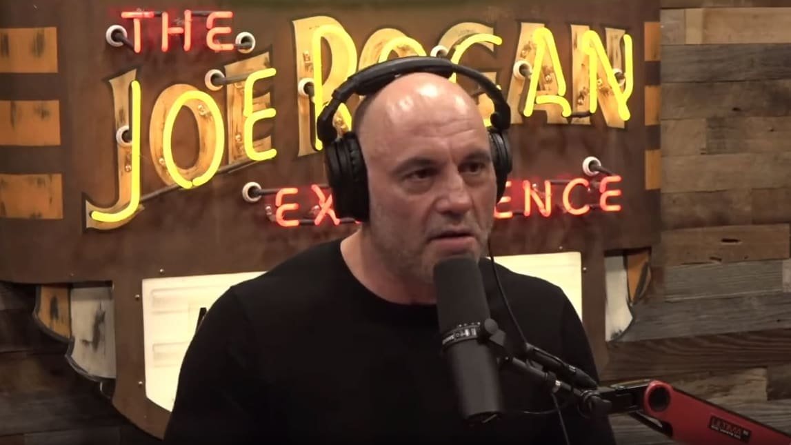 BloodyElbow's tweet photo. Study finds majority of women find it a “turn off” if partner listens to Joe Rogan Podcast https://t.co/9M8KtxzEeU