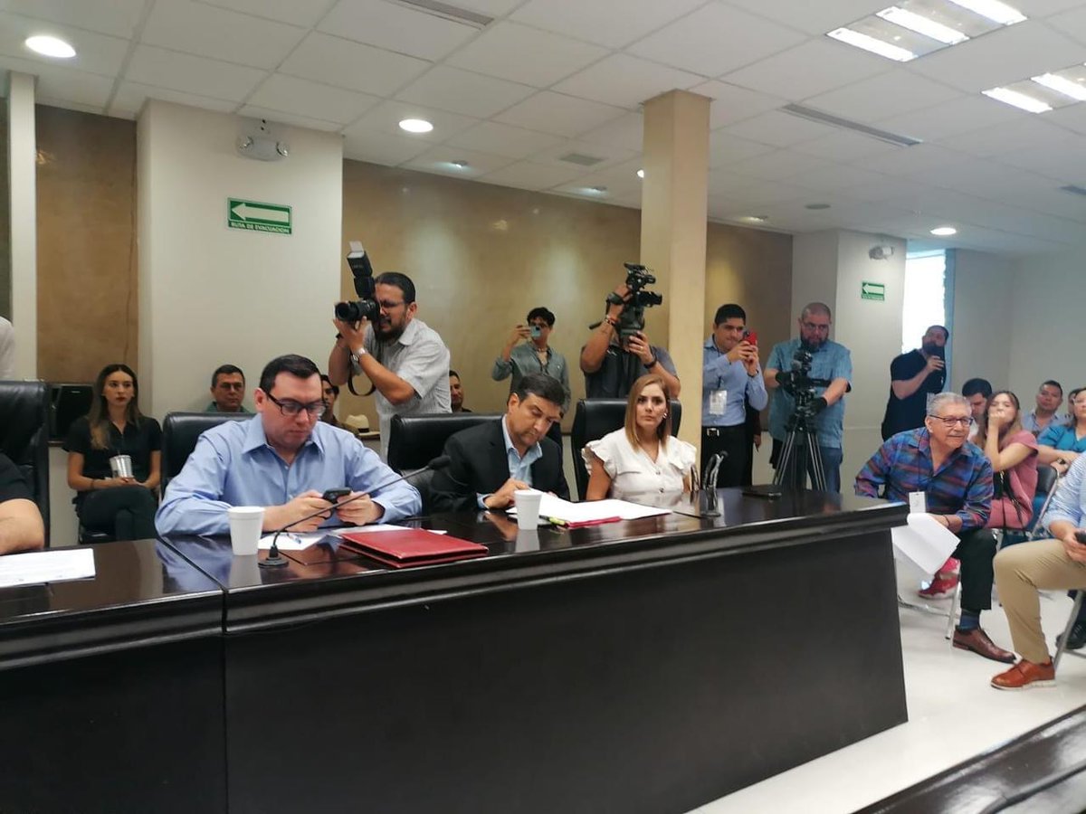 BMA_Sonora's tweet photo. BMASONORA, como parte de la Sociedad Civil Organizada, participando en la segunda sesión de parlamento abierto de la iniciativa de proyecto de Ley que Adiciona un Capítulo, De La Medicina Estética, A La Ley De Salud para el Estado de Sonora, en el Congreso del Estado. https://t.co/lcg1mG1E6U