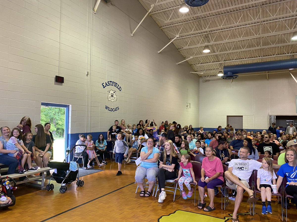 eastfieldglobal's tweet photo. We love a full house on Awards Day! End of Q1….and this is just K-2 families and students! #EastfieldStrong @MBaker_RunSun
#balancedcalendar https://t.co/KaDZgwuZV3
