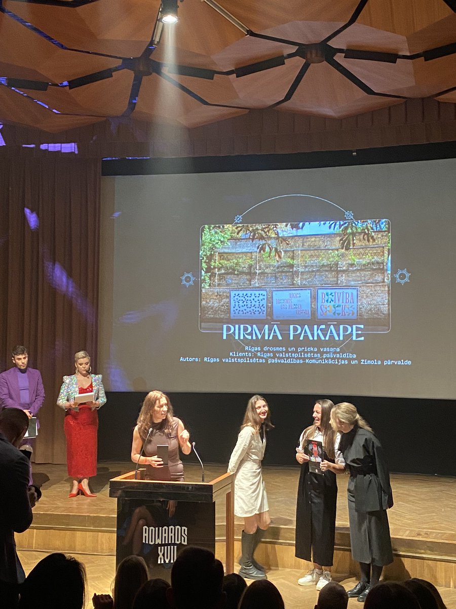 turlaja's tweet photo. 🌼 Rīgas Vasara, Lai zied visa pasaulīte, Ziemassvētki Rīgā - #ADwards balvas Rīgai, jo nu skaisti un pelnīti! https://t.co/MfJpuFGLEN