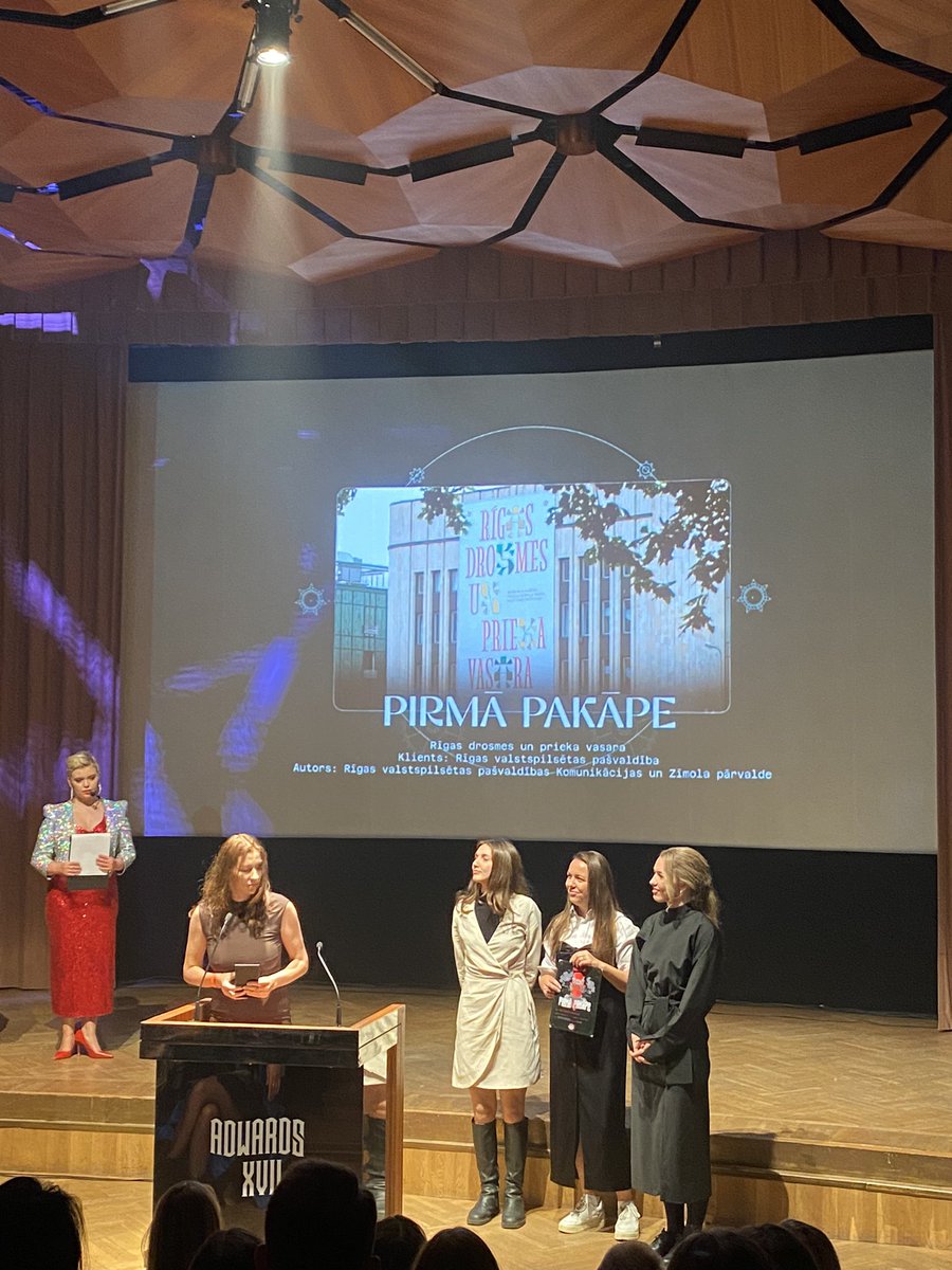 turlaja's tweet photo. 🌼 Rīgas Vasara, Lai zied visa pasaulīte, Ziemassvētki Rīgā - #ADwards balvas Rīgai, jo nu skaisti un pelnīti! https://t.co/MfJpuFGLEN