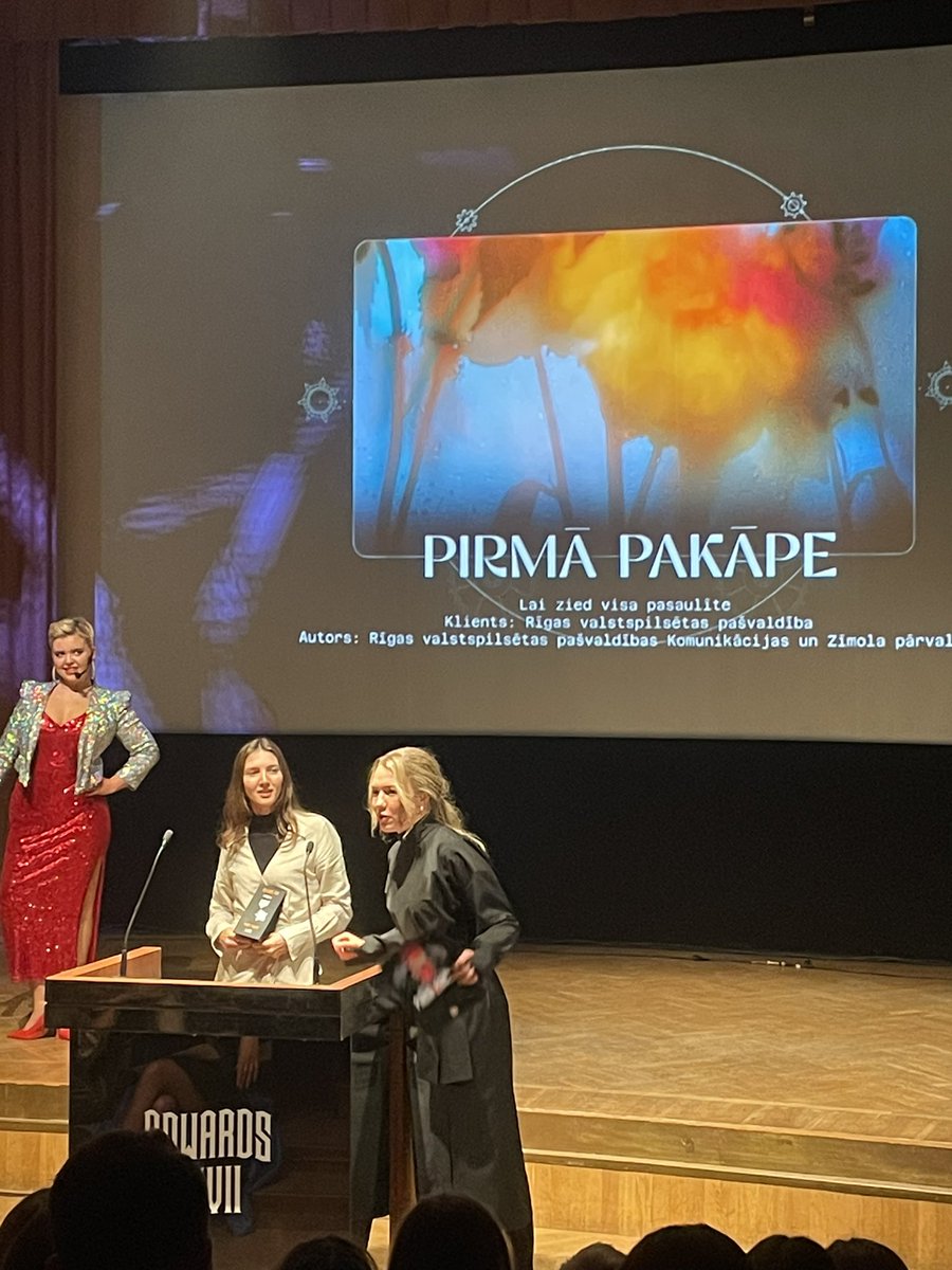 MStakis's tweet photo. Un vēl divas pirmās pakāpes!  👏 Dārta, Kristiāna, Jūlija un daudzi citi paldies, paldies, paldies ❤️Komunikācijas un zīmola komanda ir paveikusi neticami labu darbu! #Adwards https://t.co/jhvytVaG2V