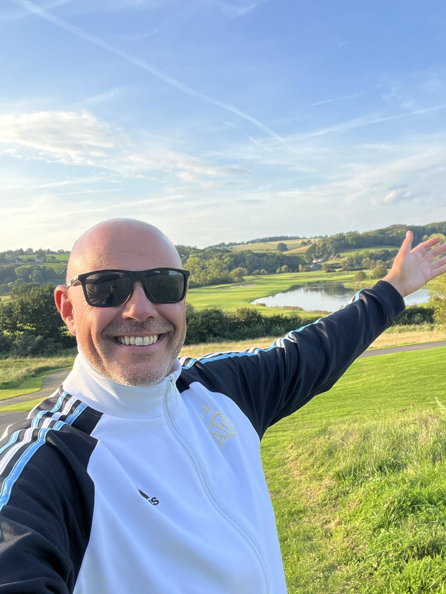 jasonmohammad's tweet photo. Weekend of birthday celebrations begin at the amazing @TheCelticManor with the family ๐ด๓ ง๓ ข๓ ท๓ ฌ๓ ณ๓ ฟ๐
#cmrsnaps #bitofado #bigbirthday https://t.co/7FpEWbJAEv