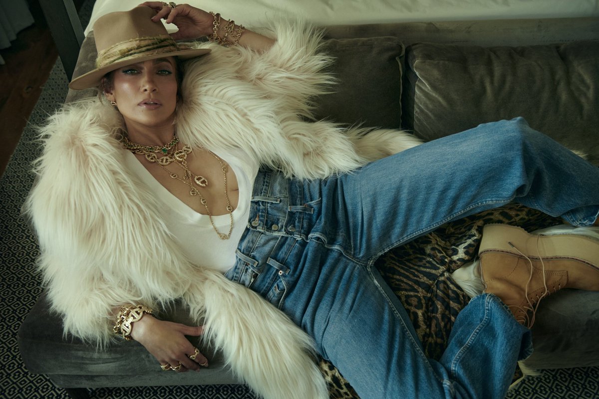 jlo tweet media