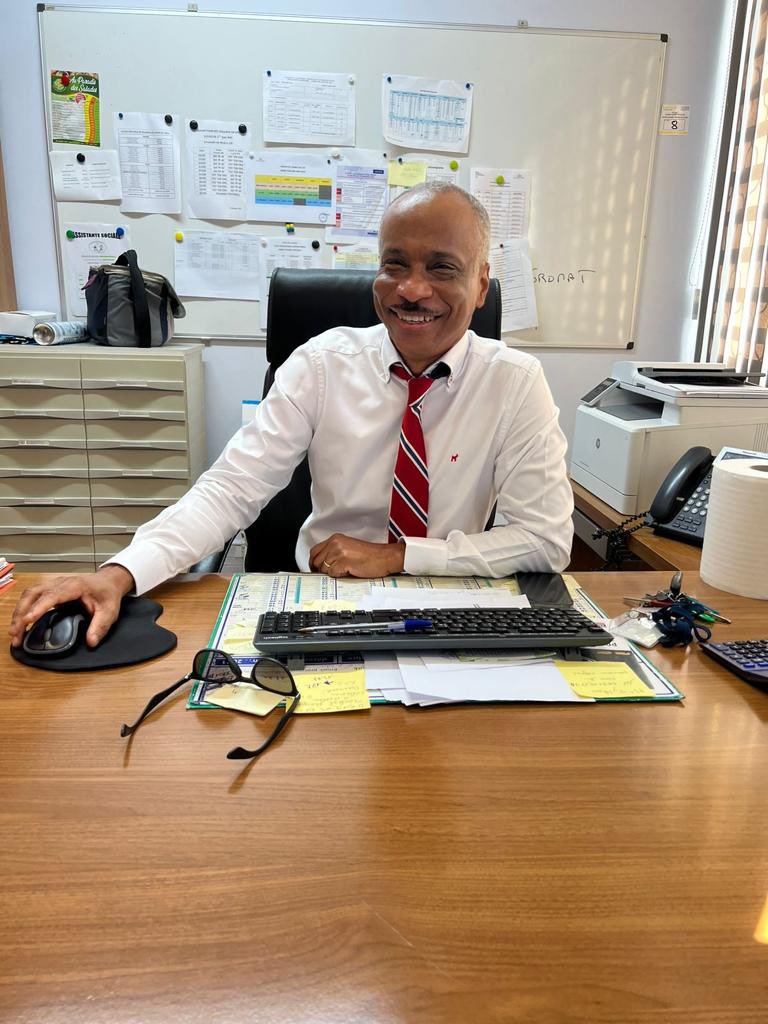 Nous souhaitons la bienvenue à notre nouveau chef d’établissement : M. Joseph Eugène. L’équipe est au complet et prête pour une nouvelle année.