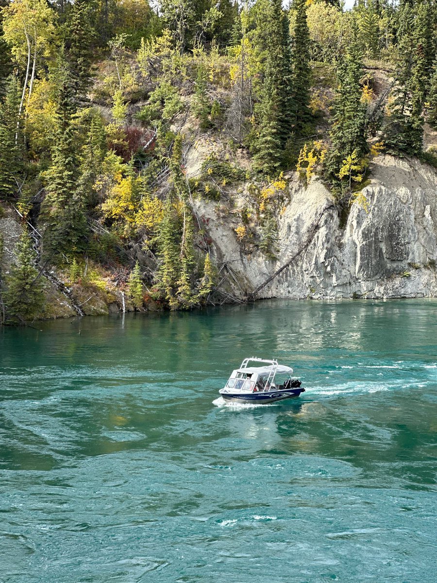 Incredible week showing off the Yukon’s Fall colours to the Yukon Convention Bureau September FAM Tour. 

Thanks <a href="/MeetingsYukon/">Yukon Convention Bureau</a> for hosting an amazing tour . It was great welcoming meeting planners from across Canada to our bucket list destination!  #Yukon #meetings #eventprofs