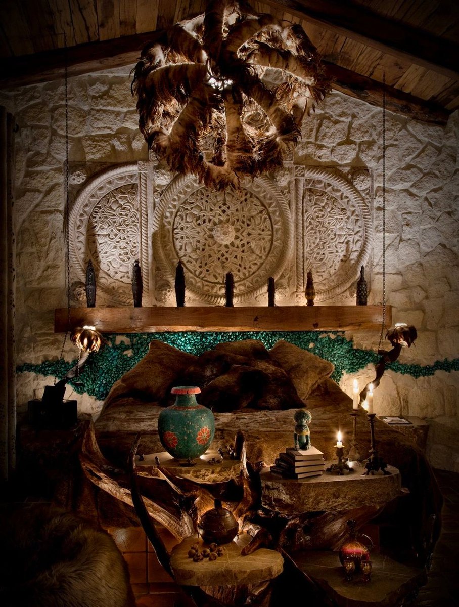 jennyli199011's tweet photo. There is a super unique 🦇 dark style hotel in Turkey.
It's decorated like a vampire's home.
If you have the chance to go to Turkey, you must stay there!
#worldcaptures #ig #travel #nature #wanderlust #travelphotography #world #worldplaces #landscape
#travelgram #traveltheworld https://t.co/ETerdstQRw