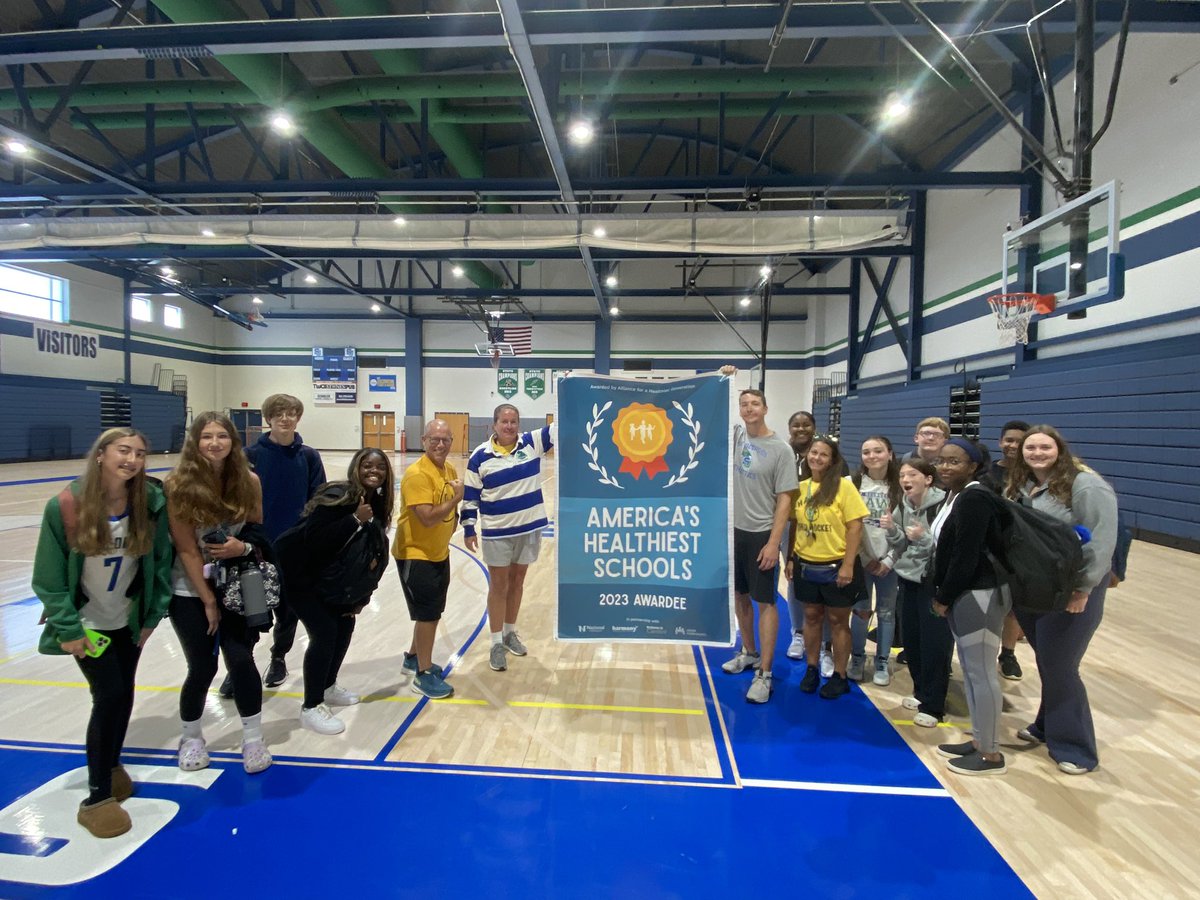 <a href="/St_GeorgesTHS/">St. Georges THS</a> Health and PE Instructors/Students celebrate the 2023 America’s Healthiest Schools Award from <a href="/HealthierGen/">Alliance for a Healthier Generation</a>!!

This is why #nccvtworks!

<a href="/ChadHarrisonSG/">Chad Harrison</a> <a href="/fhansonic/">Frank Hanson</a> <a href="/SarahOlsavsky/">Sarah Olsavsky</a> <a href="/shanta_reynolds/">Shanta Reynolds</a> @nickgrajewski <a href="/STGAthletics/">SG Athletics</a>