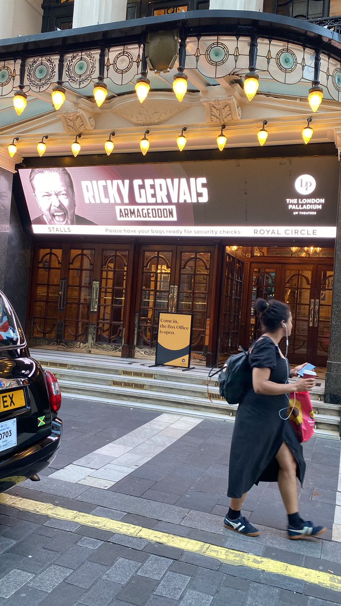 andyscott8a's tweet photo. Looking forward to this in a couple of hours @rickygervais make me laugh👍😂 https://t.co/viLgvsZOtr