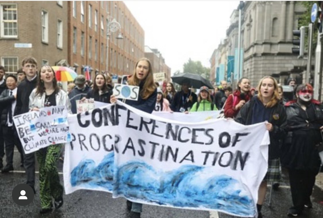 Week 249 #climatestrike Shannon, Cork, LNG esus Christ … 🎉 🌎#Fridays4Future #GlobalClimateStrike #schoolstrike4climate @GretaThunberg @Fridays4future @SchoolStrikesIE