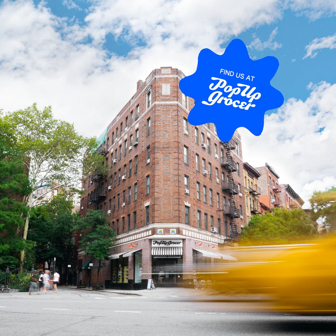 tryexplorer's tweet image. NEW YORK CITY, WE HAVE ARRIVED AT @popup.grocer !⚡️ 

Residents of NYC, you know this is the place for the best of the best. We're honored to be sitting pretty on the shelves😋 

📍 205 Bleeker St. NYC