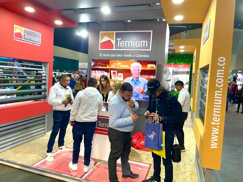 SebasCastroTX's tweet photo. Hoy y mañana @Ternium estará en El Gran Salón Ferretero en Corferias de Bogotá. Un espacio de relacionamiento con ferreteros y personas del sector que deseen generar conexiones. 
Los esperamos en nuestro stand, para seguir construyendo con el acero que hace fuerte a Colombia. https://t.co/3fhHT41XHs