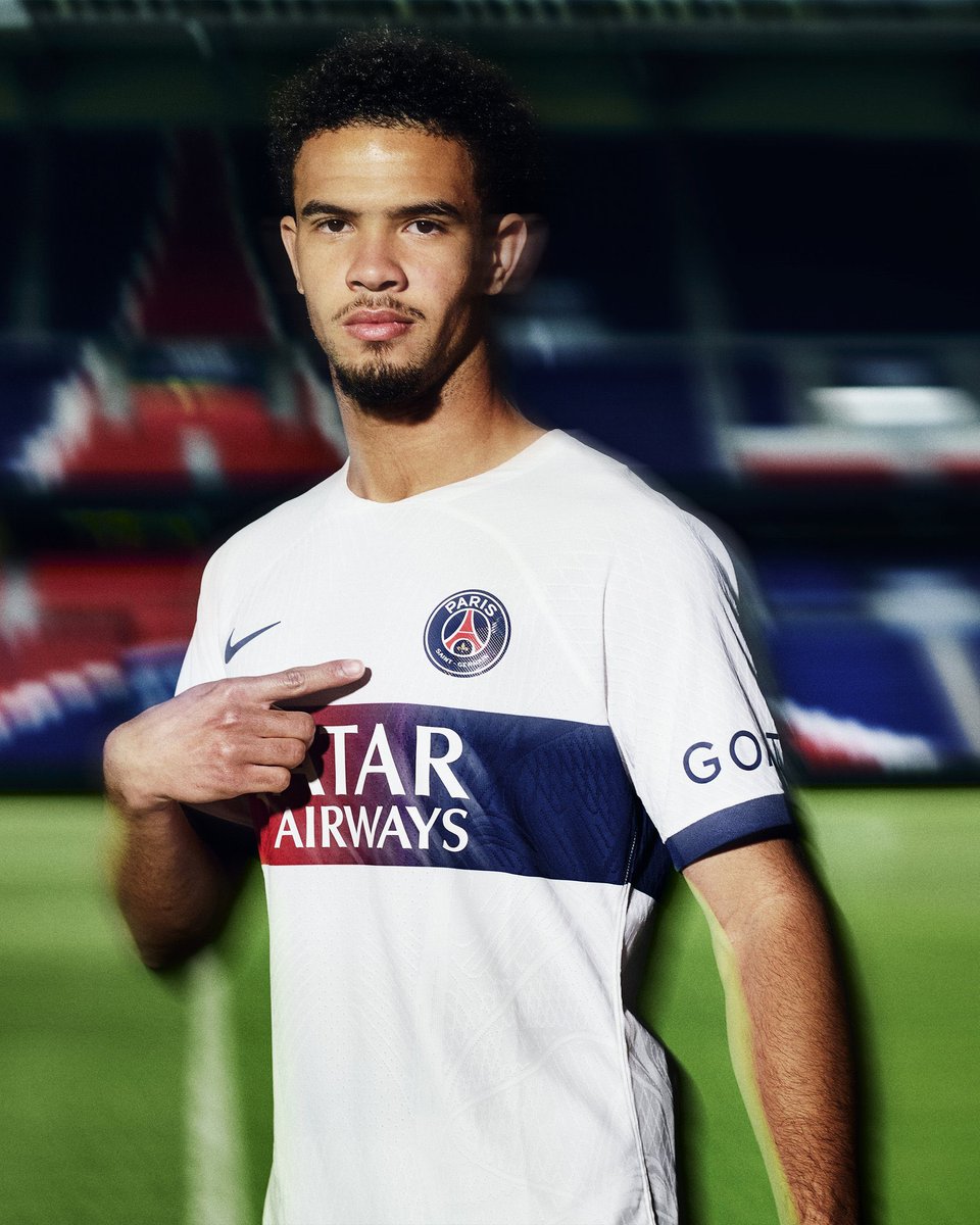 Hey la #TeamPSG, pour tenter de gagner un maillot du PSG 2023/2024 ! 🔥🔴🔵 

RT, Like + follow <a href="/MookieBarbu/">Mookie</a> et <a href="/suareez7/">Lucker</a>

 #MerciMookie TAS 20/09/23⏳