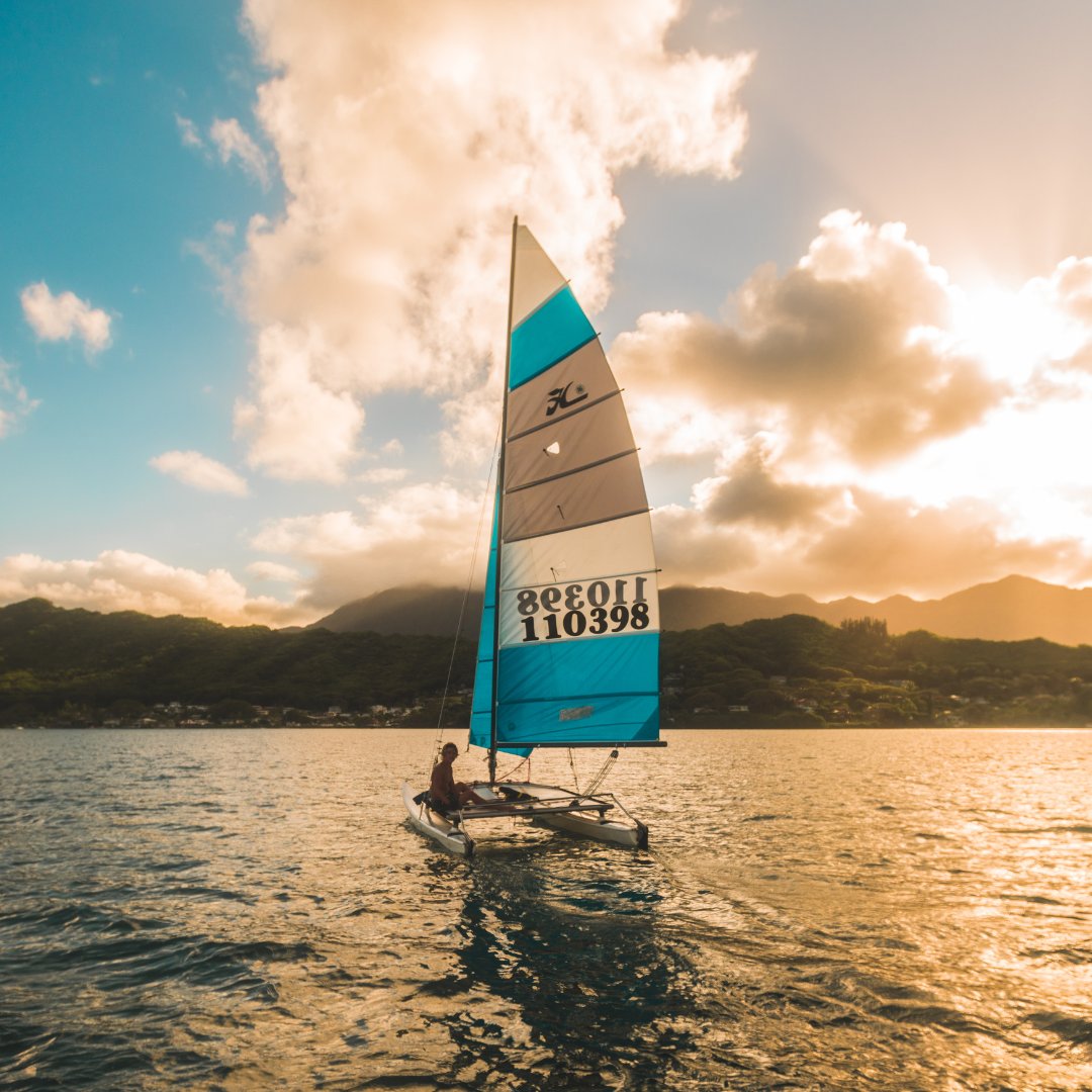 sailing_true's tweet photo. It's the weekend. Who's ready for adventure? 🌊 https://t.co/I87FIavzGp