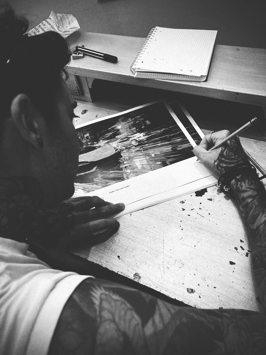 Who would have ever thought that I would have signed my first private pressing for <a href="/Lamborghini/">Lamborghini</a> ?
This work was exclusively dedicated to the few guests invited at the Lamborghini 60th anniversary.

This is one of those souvenir pictures that will always be remembered 🖤