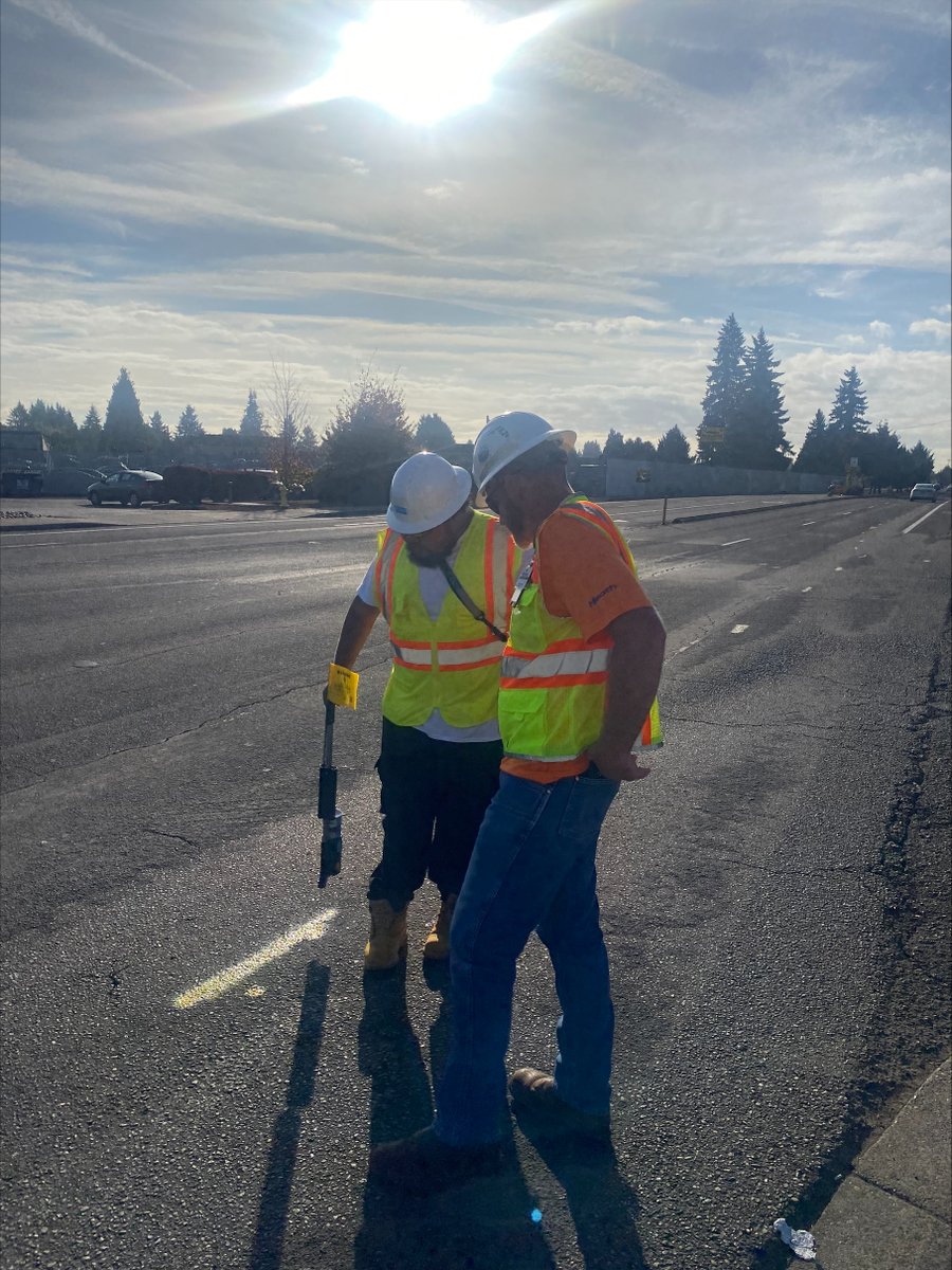 Our NW Natural Project continues to succeed with leak surveys and underground locating. We currently have 20 techs live in the field, helping to make the environment a safer place. 

"Your Safety...Our Commitment"