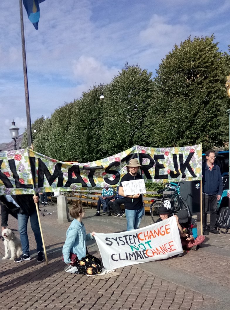 #FridaysForFuture #ClimateStrike 15 september 2023 på Gustaf Adolfs torg i Göteborg @FFF_goteborg