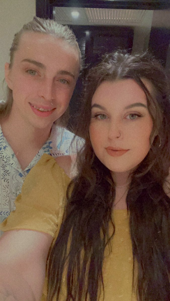 Nicole🌼 tweet media