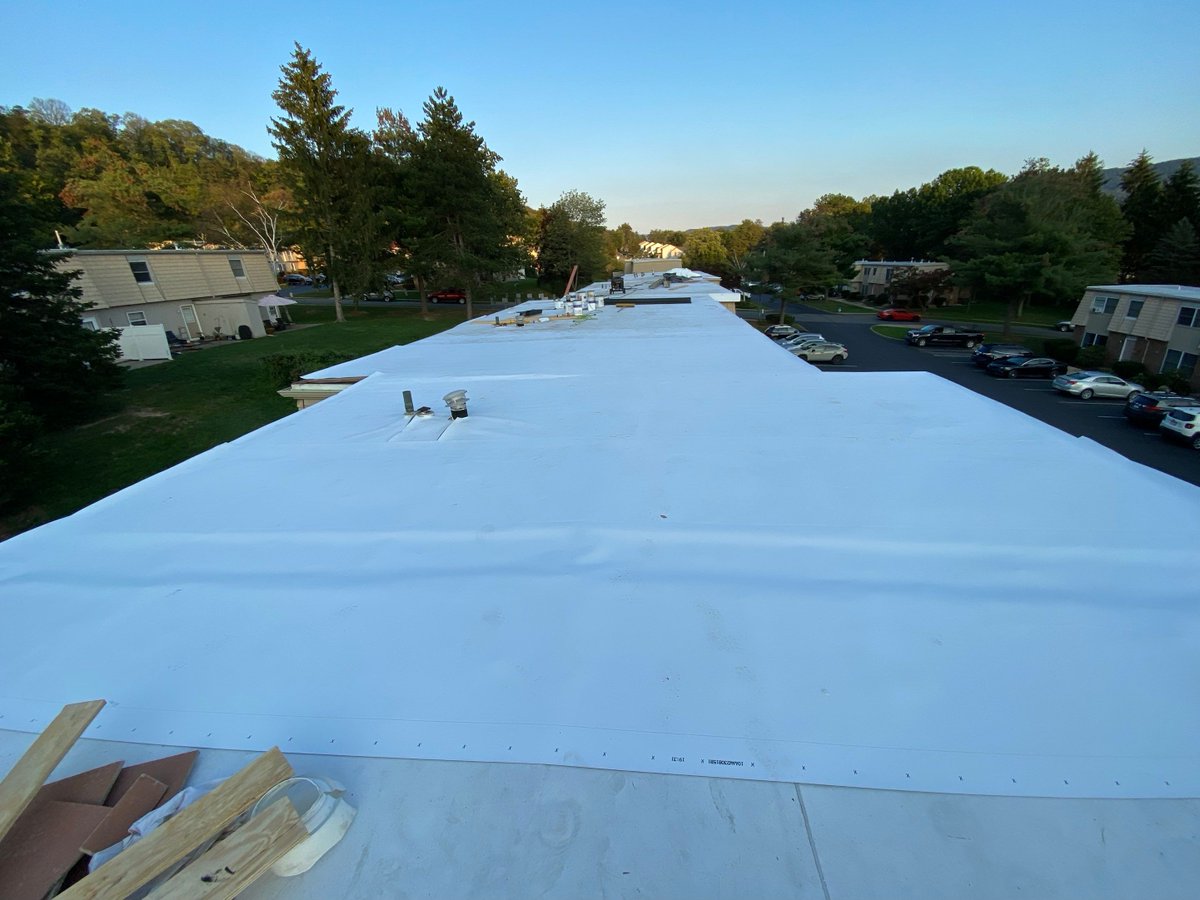 Before (ish) 👉 During 👉 After
on this apartment building in Williamsport, PA 🤝

#roofing #roofreplacement #commercialroofing #flatroof #TPO