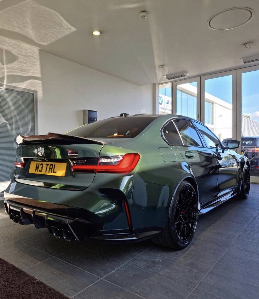 FastCarsWorld's tweet photo. BMW M3 Competition 🍑 https://t.co/U9GnAPRO5a