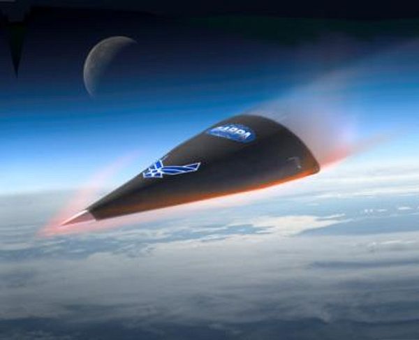sidd_113's tweet photo. WU-14 Hypersonic Glide Vehicle is a hypersonic cruise missile that can reach speeds of up to Mach 10. It is believed to have a range of around 12,000 km.
#WU14 #HypersonicGlideVehicle #China #Missile #SecretWeapon #Chineseweapons #chinathreat #ChineseWisdom https://t.co/jcKDtQmbm1
