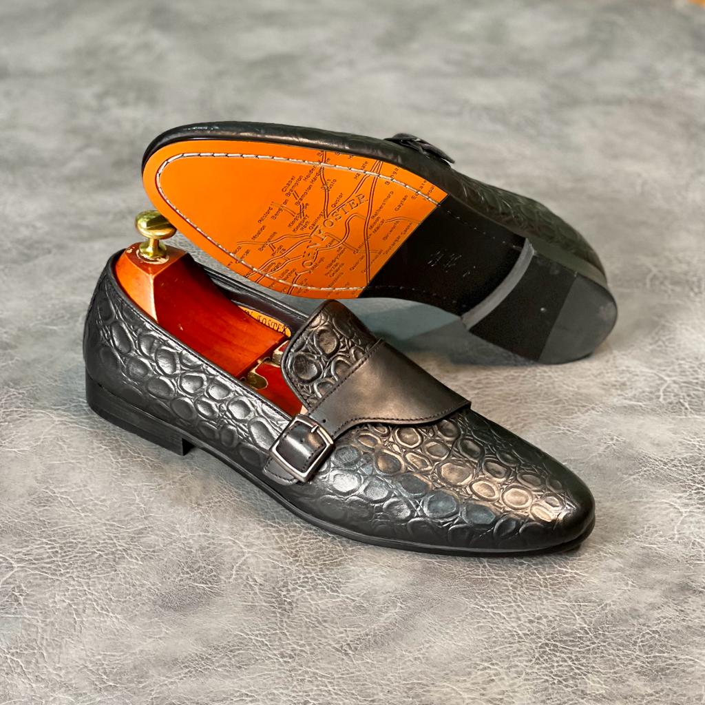 Smartrends254's tweet photo. Item: Official Leather Shoes 
🔹Price:Ksh 4,999
🔹Contact: 0719 319187📞
🔹Sizes: 40,41,42,43,44,45
🔹Hurry while stocks last
🔹Delivery charges apply outside Nairobi CBD
#shopforless https://t.co/h7eqzJQPY9