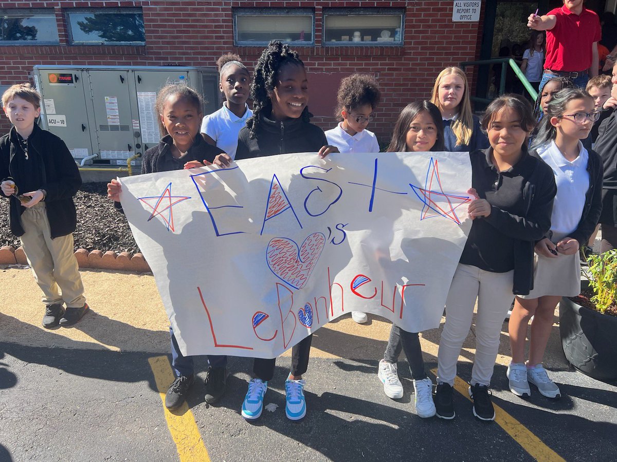 JMCSchools's tweet photo. #GoJimGo East Elementary is worth the 🚴♂️ride 🦅The Eagles will SOAR for Le Bonheur Children’s Hospital!!!
#JMCSS believes in #Service and #Support https://t.co/X1yoXaFla4