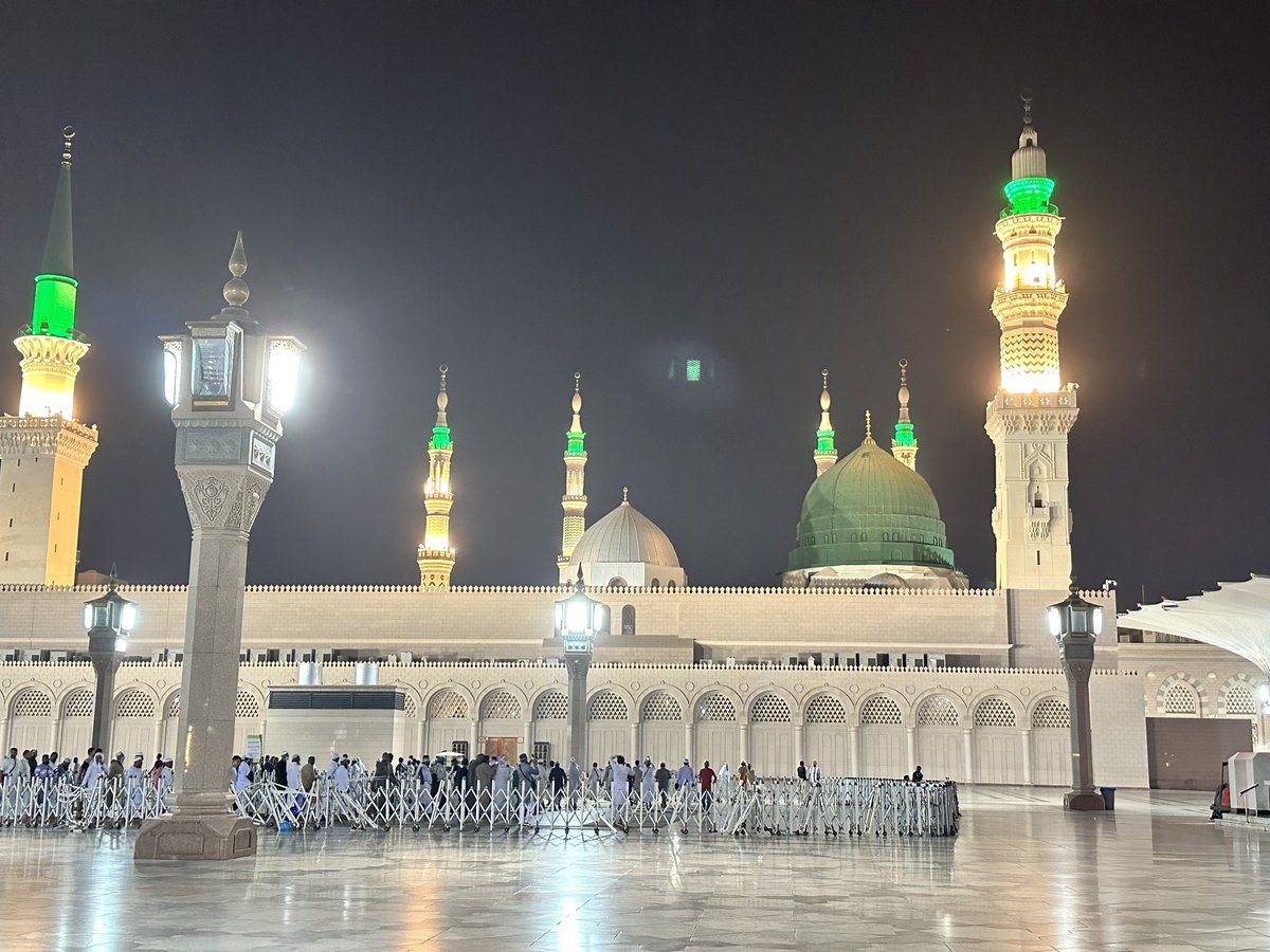 Tabdelrahman's tweet photo. Best summer ever!  Great time flies and my spiritual retreat comes to an end soon. Count down to starting a new chapter @NNUH on 01/10. https://t.co/G4wbjFFjCx