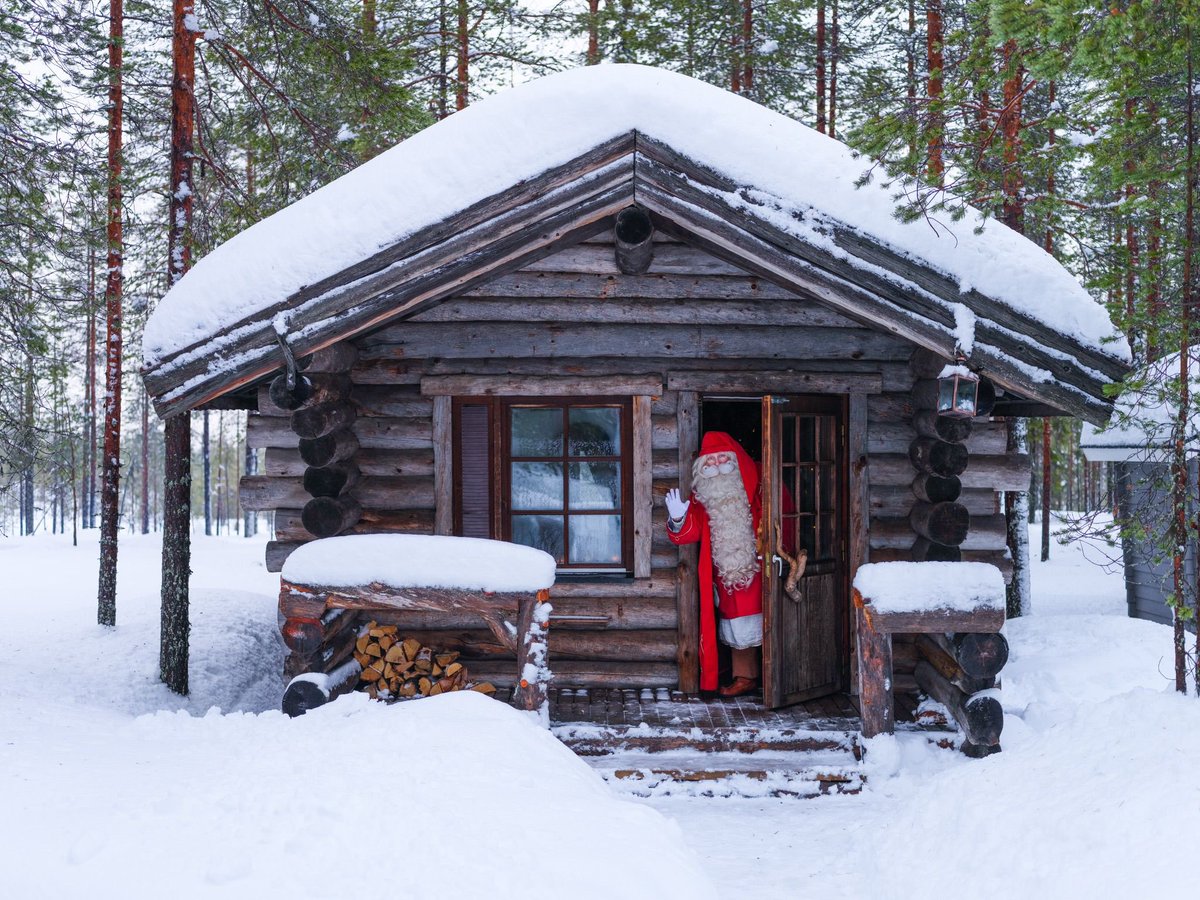 UniqueLGetaways's tweet photo. Only 100 days until Santa visits 🎅🎁🎄!!! Make those Christmas wishes 💫come true with a spectacular winter wonderland adventure in Finnish Lapland 🎄

#photography #finland #winter #snow 
#Xmas #merrychristmas #santa #christmas https://t.co/xxy8NK5tIh