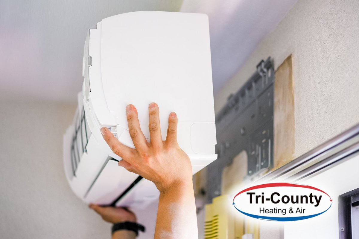 TriCountyHVAC1's tweet image. Visit our website for quick and reliable AC repair solutions! Stay cool all year round. 🌬️👉 #ACRepairExperts #TriCountyHVAC ❄️ Learn more at 👉 bit.ly/2XAWrVJ