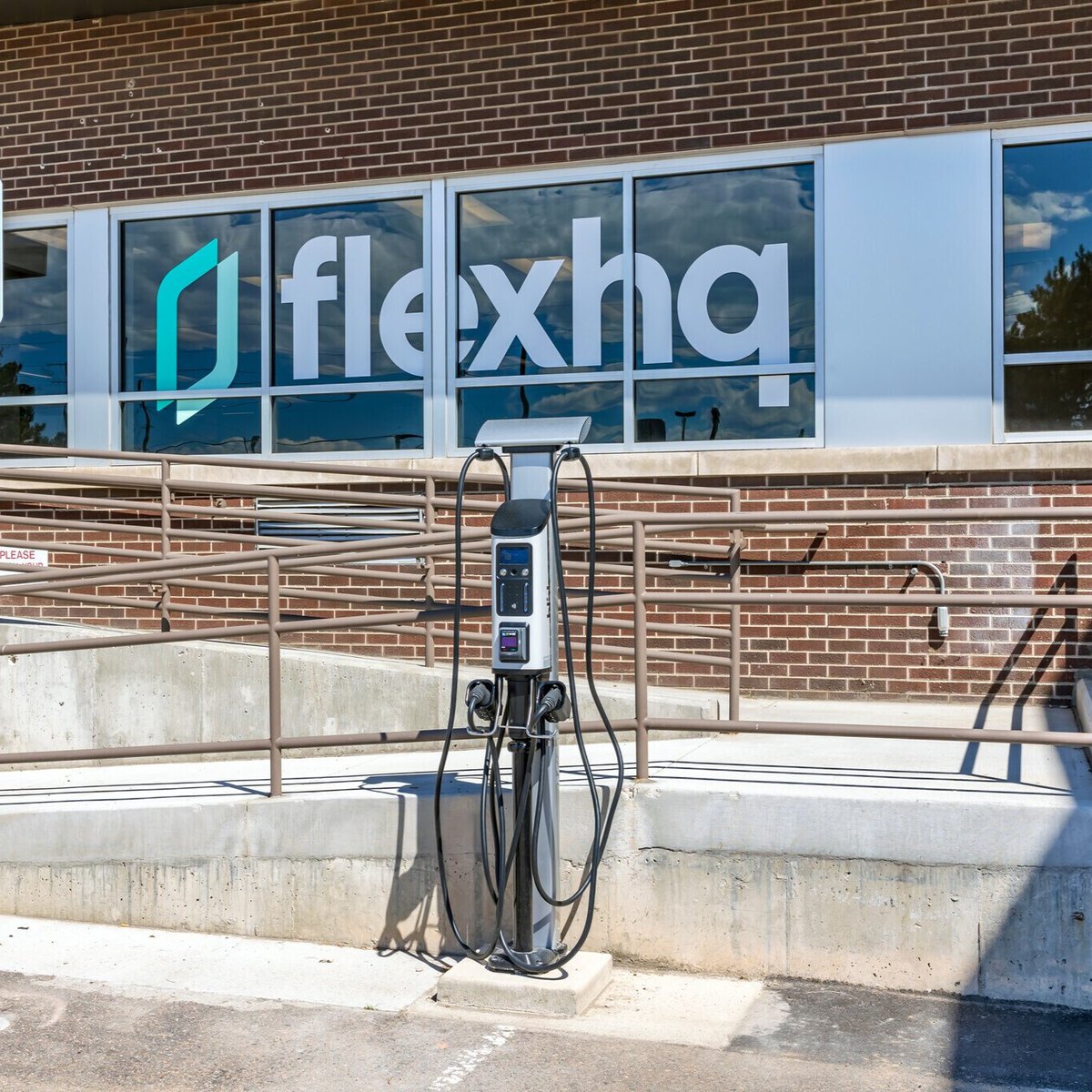 flexhqofficial's tweet photo. Charging up our commitment to sustainability! 🔌🌿 Denver, get ready for a greener future with our brand-new EV chargers.  Stay charged and eco-conscious with us! 

#denver #ecommerce #smallbusiness #entrepreneur #warehouse #cowarehousing #smb #ecofriendly #workspace #EV https://t.co/2E2U4x7OY0