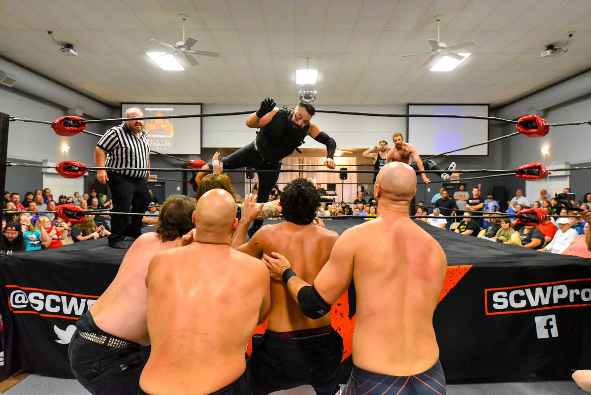 cdye56's tweet photo. Generational warfare
@SCWPro 20th Anniversary
@MBrave13 @masonbeck @The_Shug @NevinKnoxville @KingOfScW vs @AugustusDraven @niko_kline @MFGurman @proJMarston @JohnBonhart
Full album
https://t.co/a4mMkKsGKL https://t.co/rcfYU1XtPh
