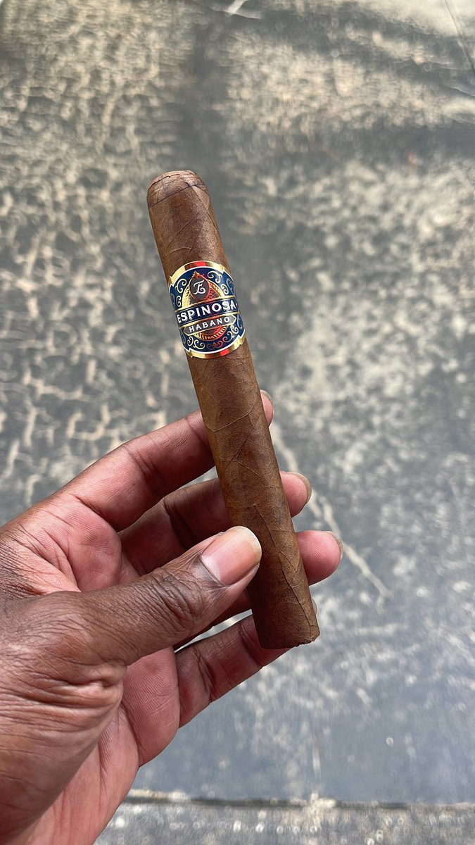 Friday lunchtime in rainy ATL….@EspinosaCigars Habano