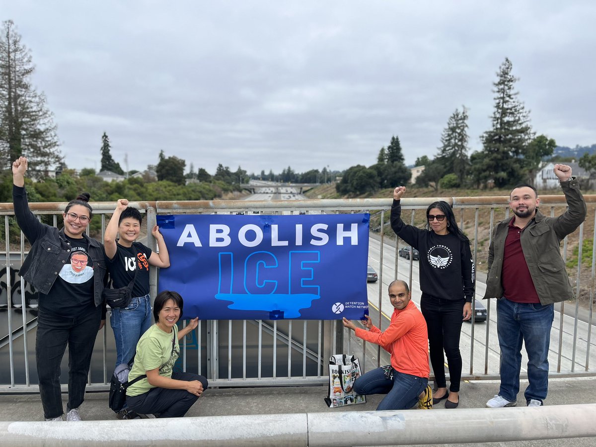 the_ILRC's tweet photo. From the Bay Area in the West Coast to Washington DC in the East, we join rallies across the country demanding @POTUS Biden fulfill his promise to end ICE detention! #CommunitiesNotCages 

Learn more: https://t.co/XNsibH2XzC https://t.co/mk6ji4OxlG