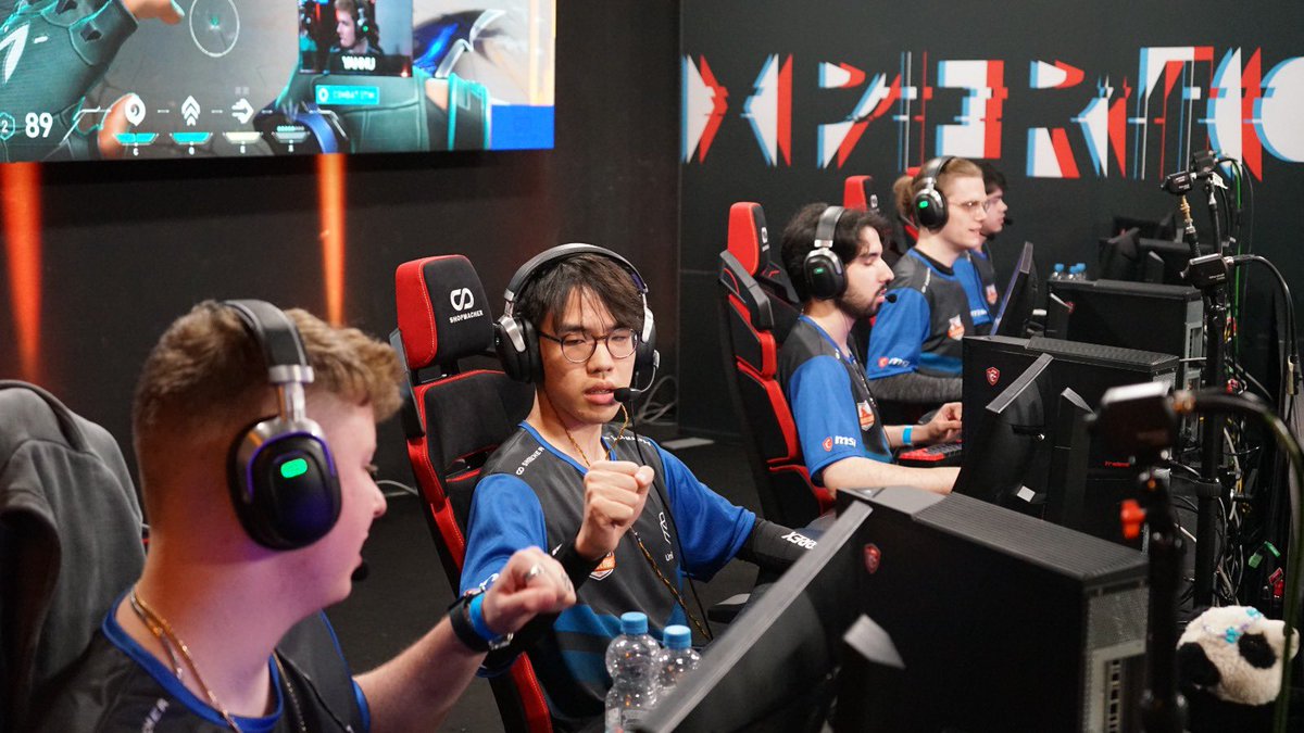 Nach einem super spannenden und knappen Spiel geht der Win an <a href="/ddorf_gaming/">Düsseldorf Gaming</a>.
Mit 13-11 können sie es zu einem 2-2 ausgleichen.
Damit gehen wir in Game 5!
 
#valorant #uniligafinale <a href="/xperion_germany/">XPERION</a> <a href="/esugesports/">Esport Union Göttingen</a>