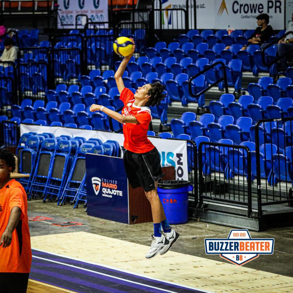 Buzzer Beater tweet media