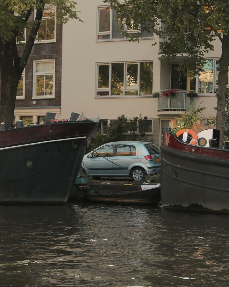 Sxcruzzz's tweet photo. Amsterdam, canals

_____________________
#Amsterdam #amsterdamcanals #canon #photooftheday #photography #photo #photographer #urban #pics #boat #adobelightroom #Travel https://t.co/8ChNWPfnJe