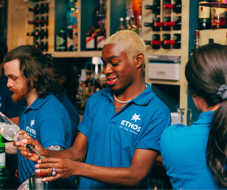 We're all set for another busy weekend at The Monro 😀🍹🍻

With fabulous food, delicious drinks and live music tonight and tomorrow 😋🍷🎵

Fancy it? You'd better be quick!  👉 themonro.com/book-table-now

#WeekendVibes #Beer #Cocktails #MeetatTheMonro