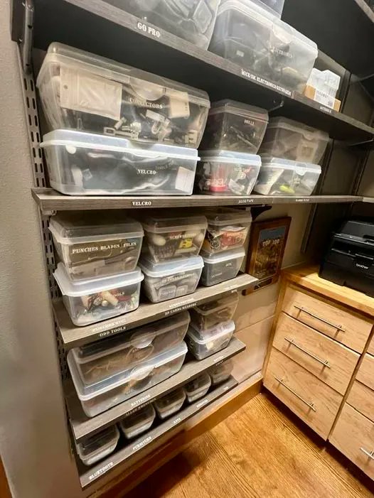HalJayGreene's tweet photo. Why those LabelMaker thingamajigs are like crack cocaine to a person with OCD. https://t.co/5eXyLGUE3L