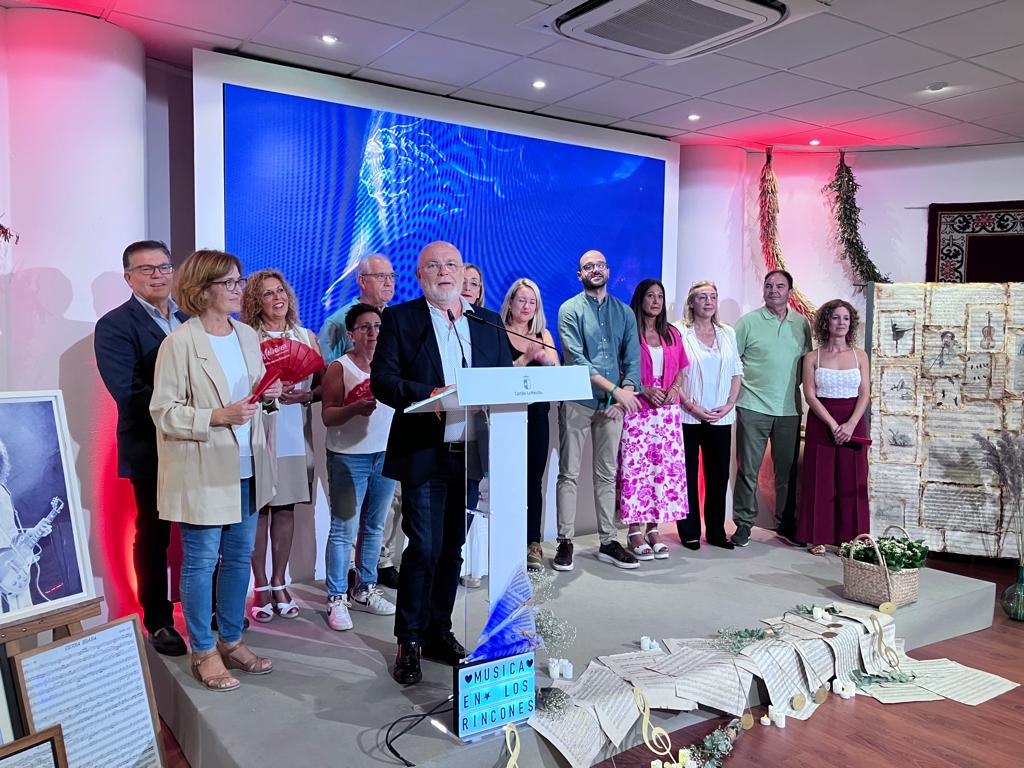 standjccmAB's tweet photo. El @gobjccm  presenta la candidatura “consolidada” del Festival “Música en los Rincones” de #Molinicos para ser en el futuro Fiesta de Interés Turístico Regional. #FeriadeAlbacete2023 https://t.co/XcX2wIYu3I https://t.co/k2SxdqCjnG