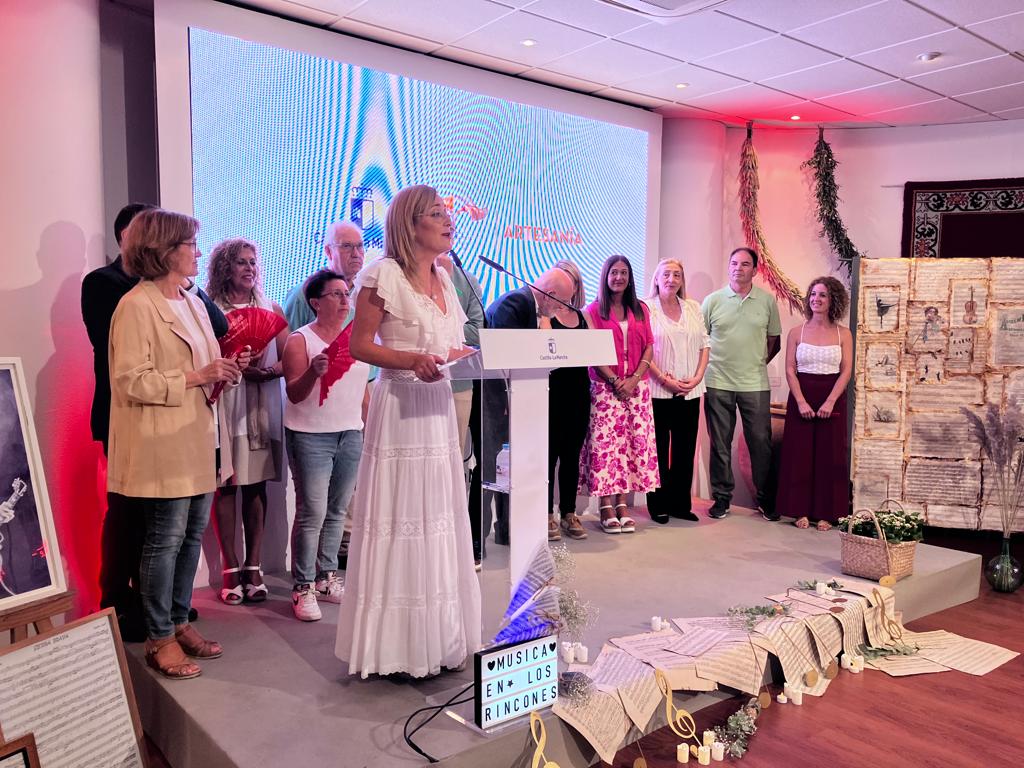 standjccmAB's tweet photo. El @gobjccm  presenta la candidatura “consolidada” del Festival “Música en los Rincones” de #Molinicos para ser en el futuro Fiesta de Interés Turístico Regional. #FeriadeAlbacete2023 https://t.co/XcX2wIYu3I https://t.co/k2SxdqCjnG