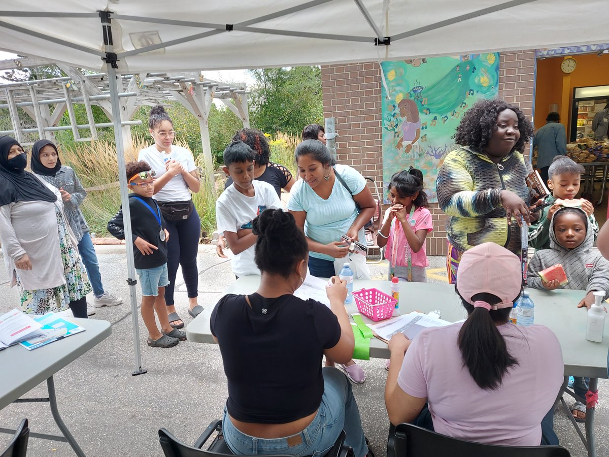 StorefrontKGO's tweet photo. RECAP OF OUR AMAZING BACKPACK EVENT ON AUGUST 26,2023. Thanks to all the partners, donors, staff and volunteers for all the support! 
#ScarbTO
#StorefrontKGO
#EastScarborough https://t.co/FqiK7JJpyV