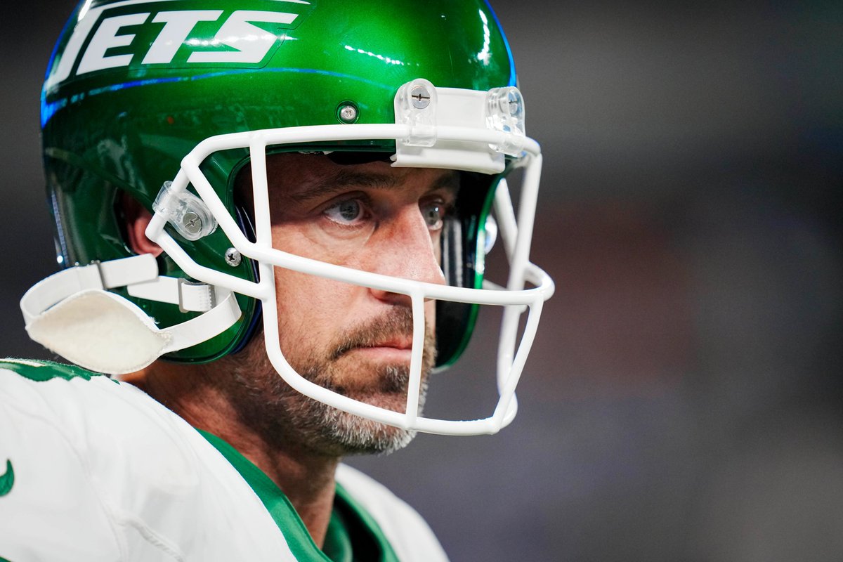 BREAKING: Sure sounds like #Jets QB Aaron Rodgers will PLAY in 2024. 

"Give me the doubts. Give me the timetable. Give me all the things you think can/should/will happen. All I need is that one little extra percent of inspiration.

"Then watch what I do." 

QB doesn't plan on