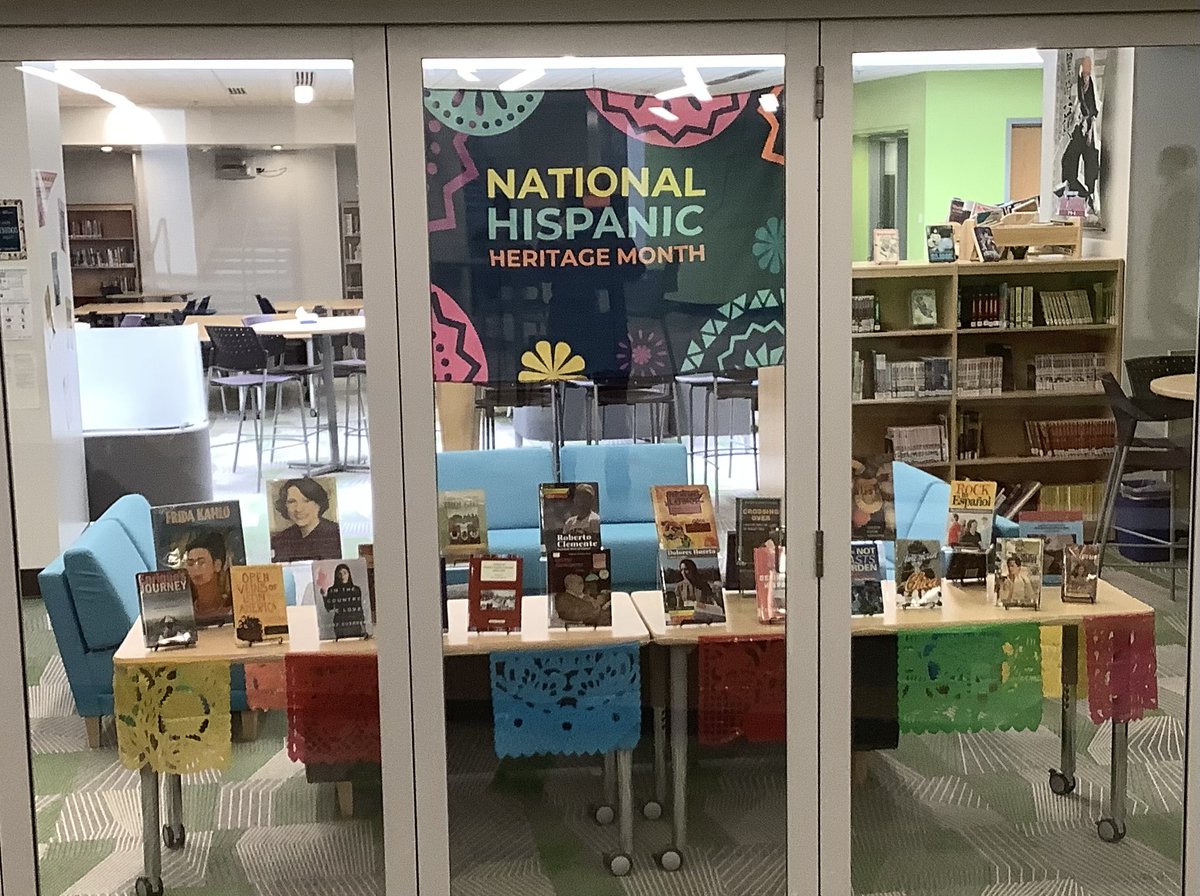 Niwot HS Library tweet media