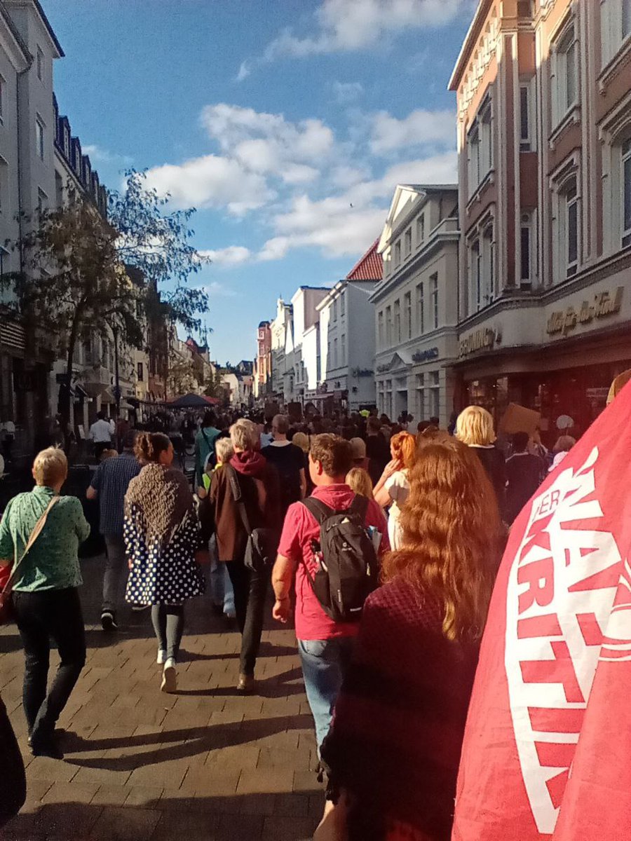 weltgewinnen's tweet photo. Globaler #Klimastreik in #Flensburg !
#FFFSep15 #ClimateActionNow https://t.co/gOzK3sQ5sT