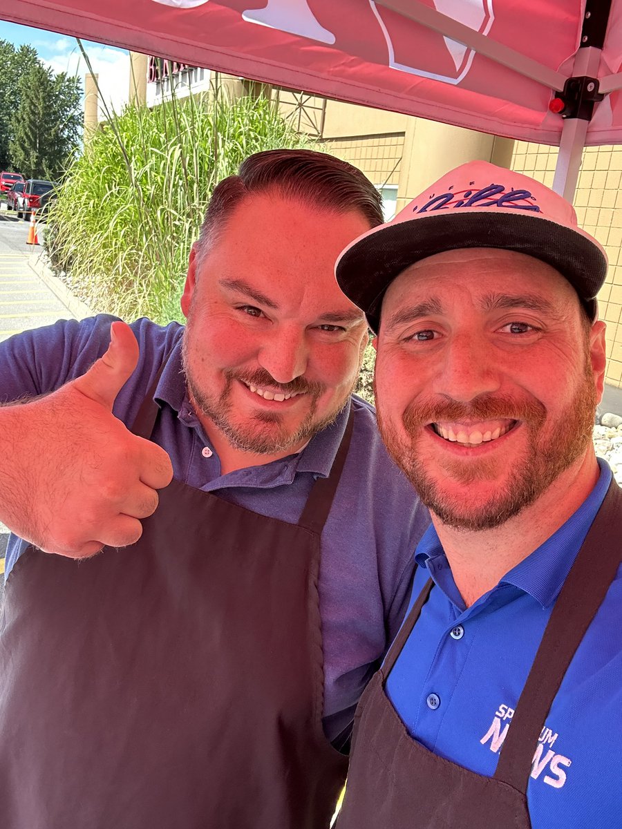 Ryan Whalen (@ryanwhalenct) on Twitter photo We’re at the #TopsSliderShowdown today. <a href="/AndyYoungTV/">Andy Young</a> and I dreamed up “Spectrum Goes Ham” including bacon and ham wrapped hotdogs, wild morel and leek cheese, avocado and home-made Bloody Mary relish! This was fun. We’re at the #TopsSliderShowdown today. <a href="/AndyYoungTV/">Andy Young</a> and I dreamed up “Spectrum Goes Ham” including bacon and ham wrapped hotdogs, wild morel and leek cheese, avocado and home-made Bloody Mary relish! This was fun.