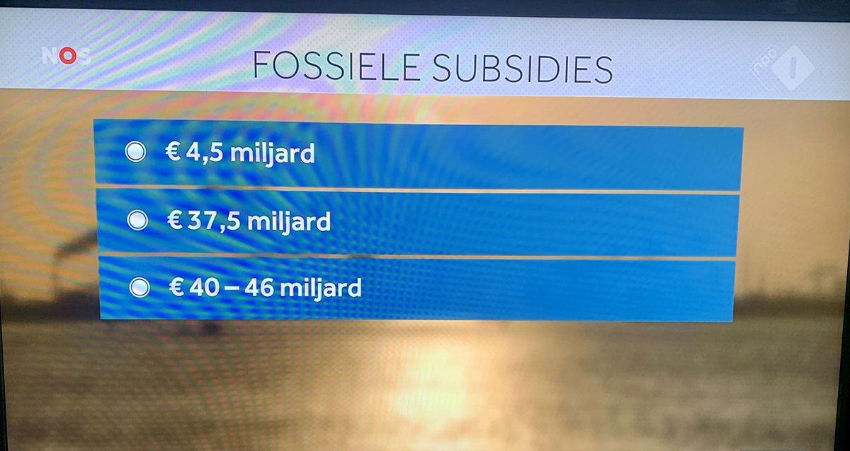 Fossiele subsidies telkens weer hoger dan gedacht #nosjournaal. 
Maar OM wil <a href="/NLRebellion/">Extinction Rebellion Nederland</a> activisten gaan vervolgen. Wie is hier nou eigenlijk in morele zin de crimineel?