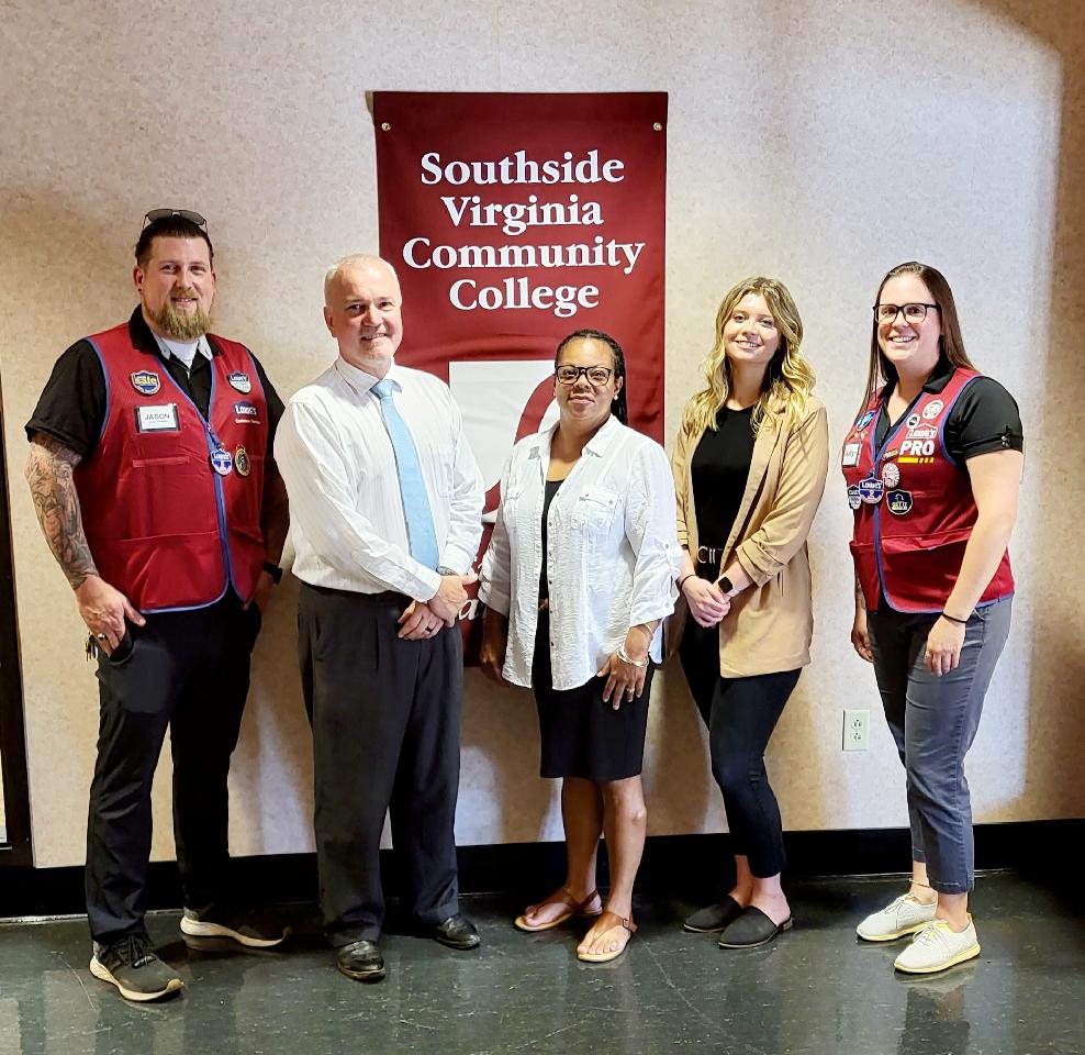 Katlyn Brumfield (@katlynzora) on Twitter photo SVCC is proud to be one of Lowe's Foundation first #GableGrant recipients alongside other community and technical colleges across the U.S. doing the important work to train and certify students for #skilledtrades careers. Thank you for taking the time to show us your facility! SVCC is proud to be one of Lowe's Foundation first #GableGrant recipients alongside other community and technical colleges across the U.S. doing the important work to train and certify students for #skilledtrades careers. Thank you for taking the time to show us your facility!